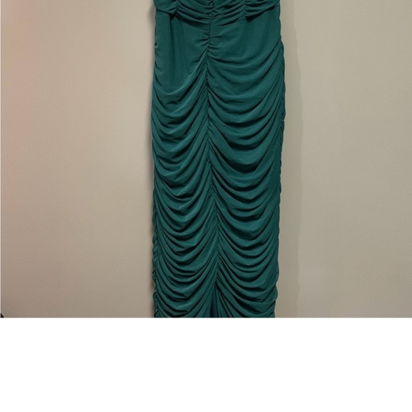 Club L London Designer MIDI Dress - Picture 6 of 7